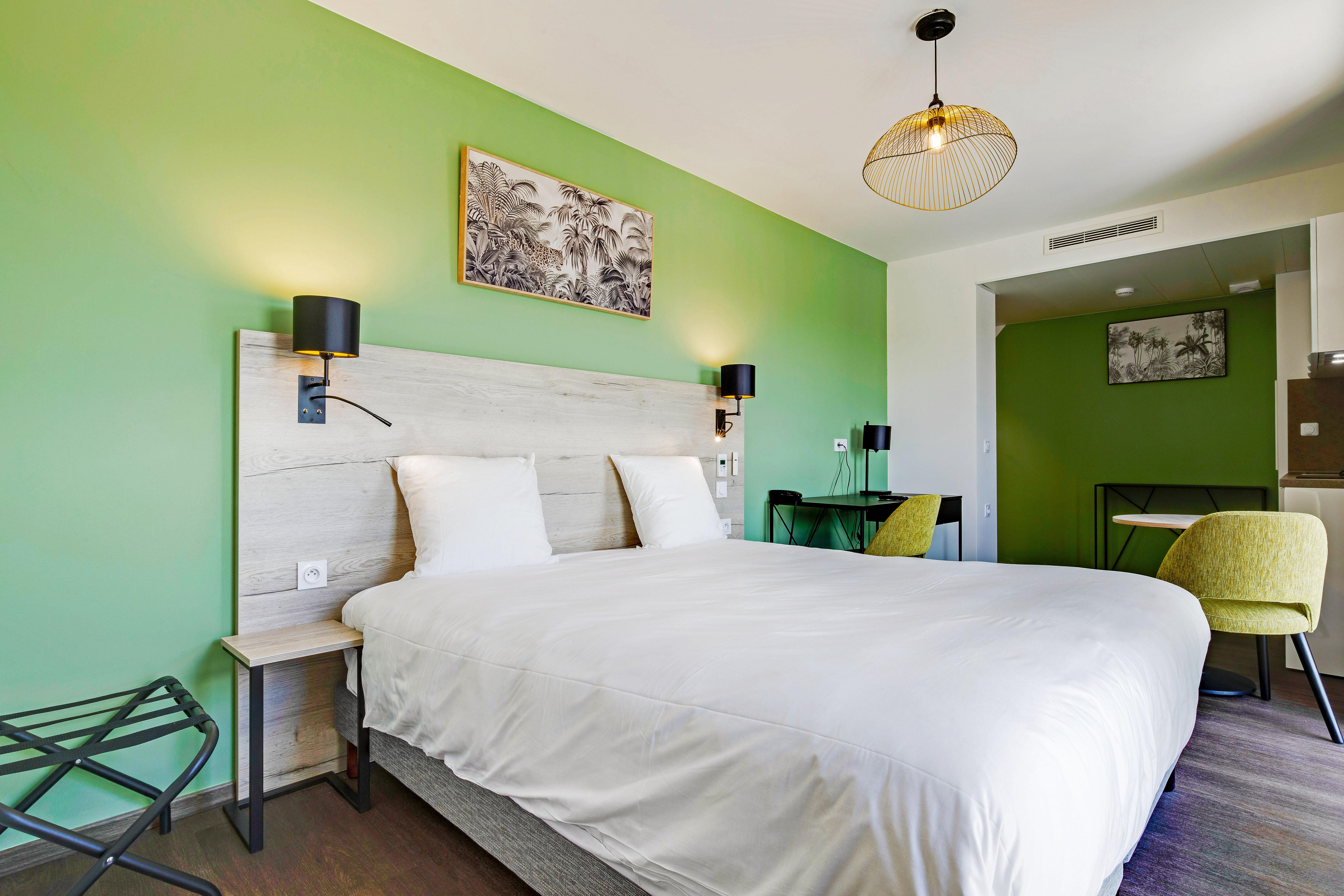 All Suites Appart Hotel Massy Palaiseau Exterior photo