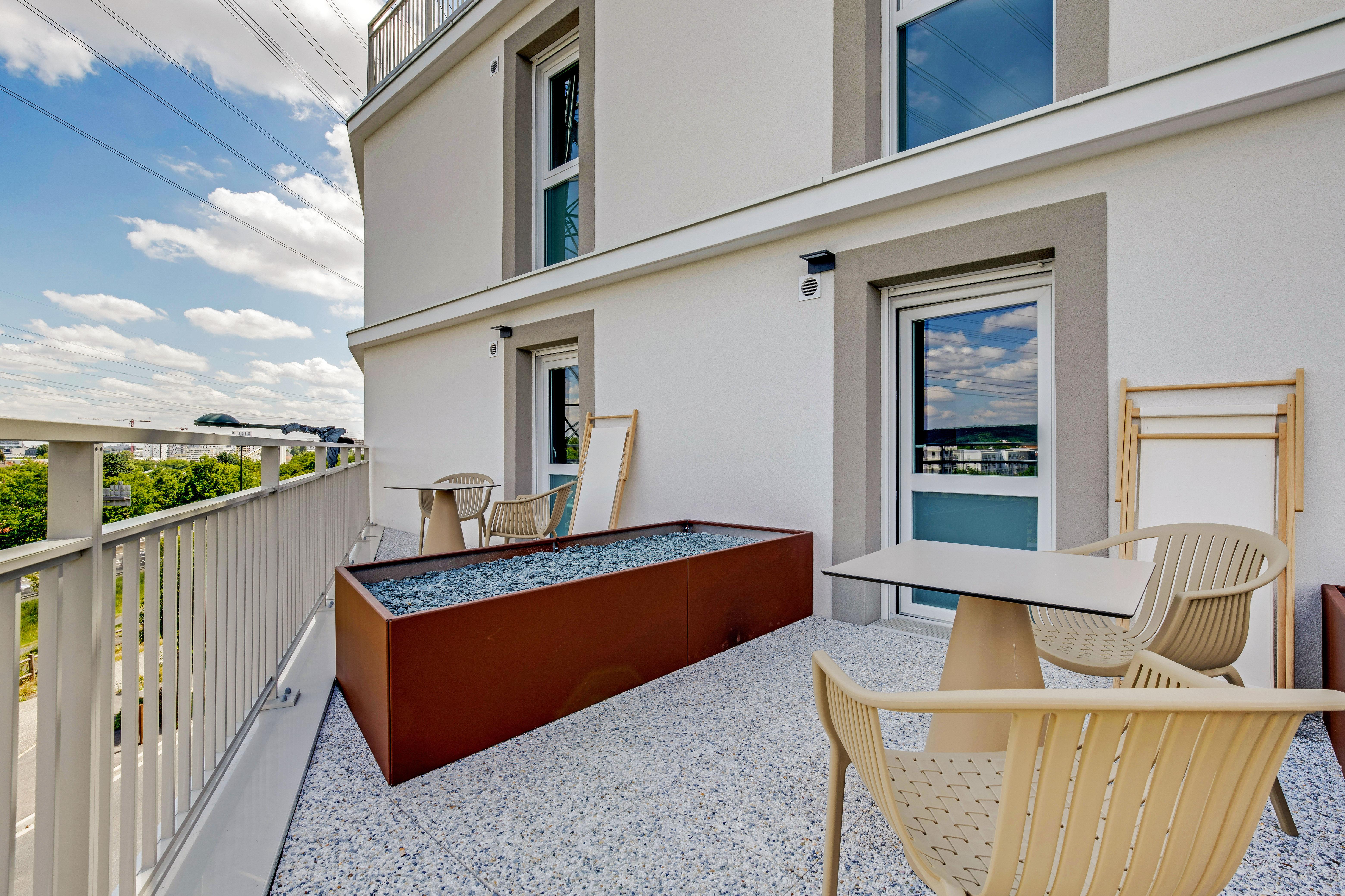 All Suites Appart Hotel Massy Palaiseau Exterior photo
